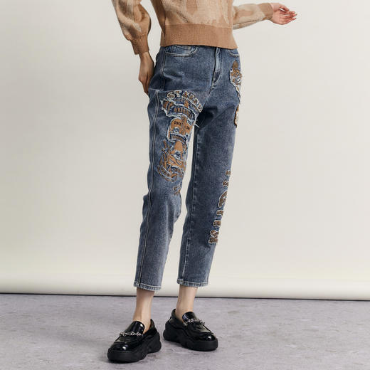 谜底绣花牛仔裤女士2023冬季新款复古合体萝卜裤九分裤234MK1544 商品图1