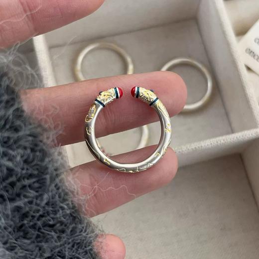 250819售罄下架|售完不补【敦煌瑞锦·卷草纹铜钱戒指】敦煌卷草纹吉言戒指 女实心描金雕刻银指环 国风礼物 商品图3