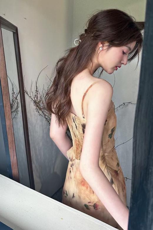 SIA SAYLOR 法式荷叶边碎花吊带连衣裙 20415 商品图7