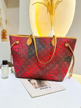 LV 草间弥生 中号 nf 单肩包