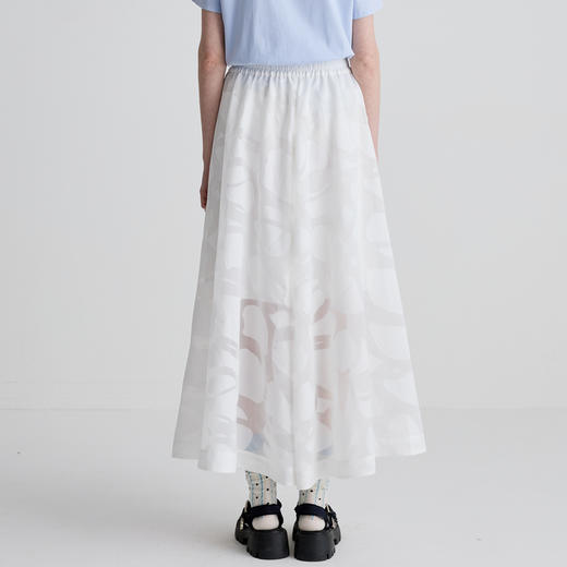 谜底半身裙女2025夏季新品度假大摆裙烧花宽松A型长半裙252MB0591 商品图2