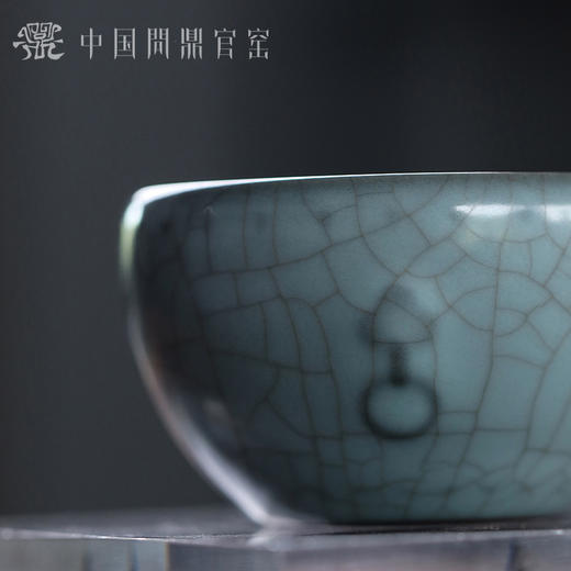 问鼎官窑南官御窑款乙巳战鼓杯 商品图4