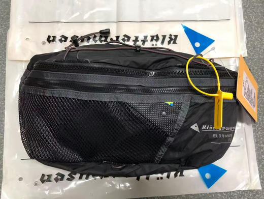 原单正品攀山鼠户外运动休闲腰包5L神锅斜挎包～

颜色：绿色，藏青，黑色

原价720 商品图1