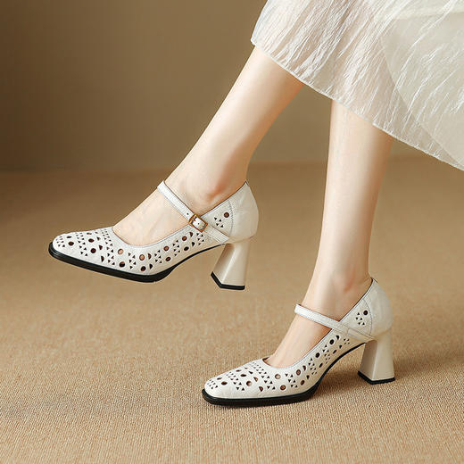 【预售5天】法式单鞋女春夏季镂空方头高跟鞋粗跟酒红色真皮米白色凉鞋女XH&M9277 商品图1