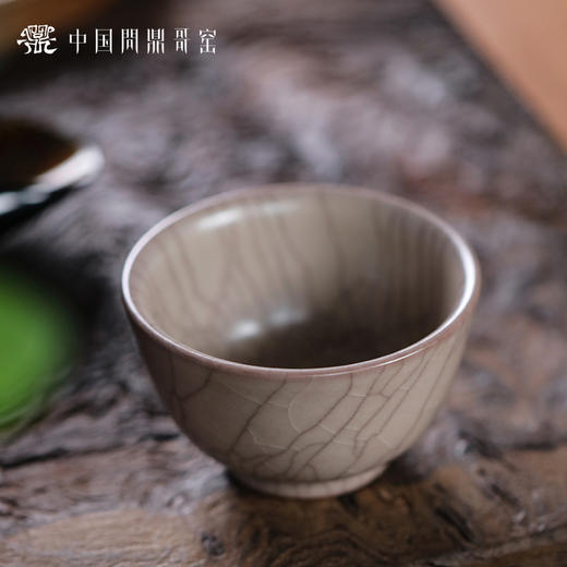 问鼎哥窑龙纹系列观涛杯 商品图1
