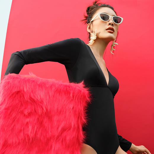 sisia连体泳衣女款性感纯欲V领露背游泳衣长袖防晒显瘦泡温泉泳装SWA24-01A 商品图2