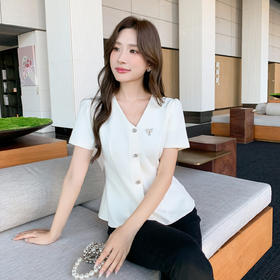 奢姿大码女装2025夏季减龄蝴蝶立体装饰时尚T恤胖妹妹V领休闲上衣9952122020