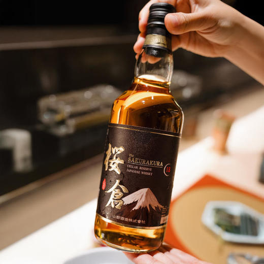 1瓶难求日本原瓶进口 樱仓18窖藏日本威士忌 白川水源 好水酿好酒 商务宴请夜宵小酌 送礼袋 商品图3