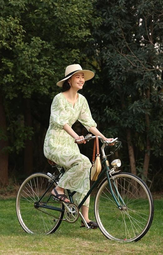 法式V领清新绿色印花丝棉灯笼袖收腰连衣裙 商品图10