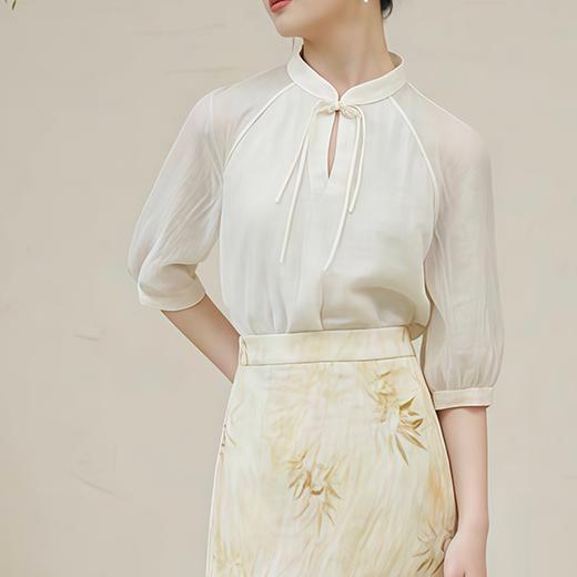 新中式国风服饰合集 | 一共8款。有国风上衣、旗袍套装、旗袍连衣裙，款款都太优雅了。 商品图3