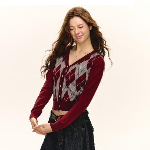 Ariseism 美式复古设计感格纹短款修身针织衫女春季新款修身上衣 商品图3