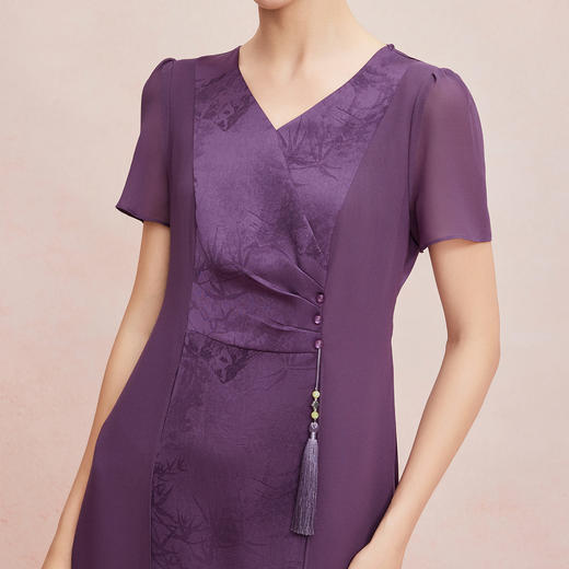 QF8B3斯尔丽25新款侧腰收褶显瘦水墨画优雅流苏精致飘逸连衣裙 商品图9