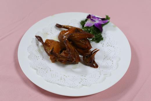 金牌脆皮乳鸽/只 商品图0