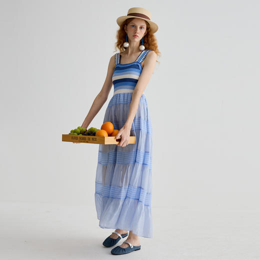谜底连衣裙无袖女2025夏季新品度假蓝条纹紧身吊带长裙252ML0681 商品图0