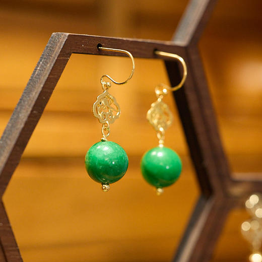 【敦煌碧华·翡翠干青耳坠】新中式翡翠干青耳坠 祖母绿干青高级感翡翠耳环 商品图2