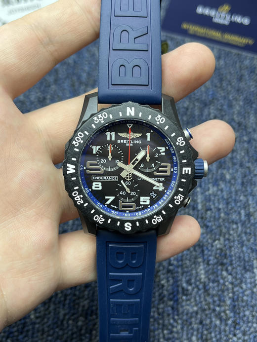 高端定制 渠道货 原单百年灵BREITLING 专业耐力系列 男士石英腕表 全碳纤维表壳 商品图1