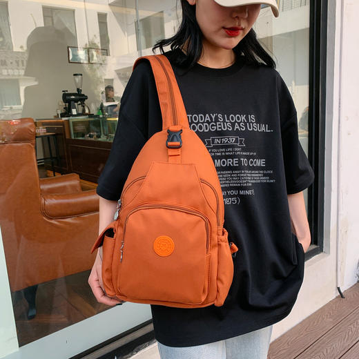 双肩背包 简约新款时尚双肩包 女原宿休闲潮流学生书包 大容量背包 商品图6