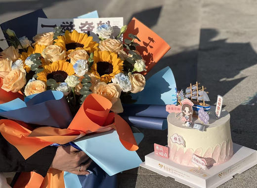 高考加油一举夺魁  蛋糕六寸水果 （鲜花加蛋糕） 商品图0