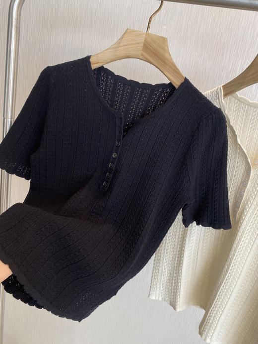 会呼吸的特种纱！半开门襟小苍兰缕空法式短袖针织衫女夏款！ 商品图6