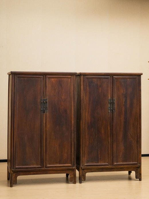 清 红木圆角柜（一对） 商品图1