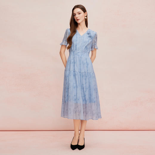 QF8B4斯尔丽25新款浪漫高级感立体盘花法式度假系列初恋A字晕染连衣裙 商品图8