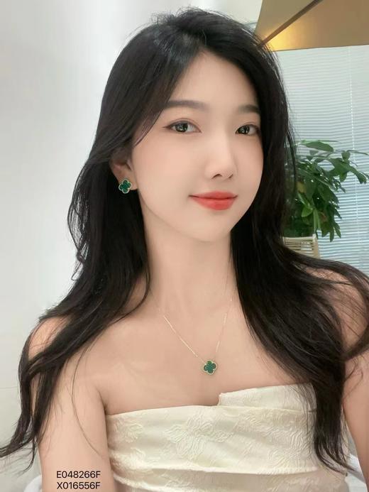 Oflye潮流饰品 经典百搭四叶草925银双面可戴玛瑙项链锁骨链白贝母吊坠 商品图1