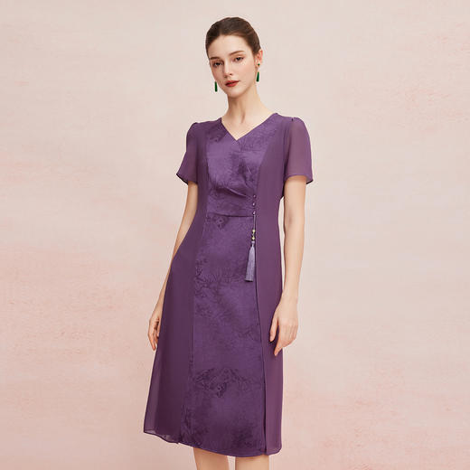 QF8B3斯尔丽25新款侧腰收褶显瘦水墨画优雅流苏精致飘逸连衣裙 商品图7