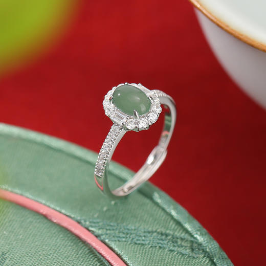 【敦煌月泉·蓝水翡翠戒指】敦煌小众蓝水翡翠 复古轻奢时尚蛋面戒指简约 商品图0