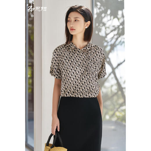 米思阳2025夏季新款独特小众设计衬衫印花时尚减龄气质小衫女 商品图0