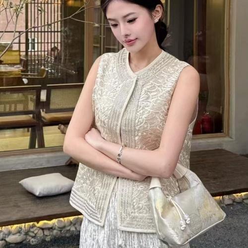 【AUChris澳克里斯 重工钉珠轻奢真丝马甲】立体绣花工艺 轻薄透气 灵气生动 商品图5