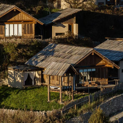 双11返场！1~2晚【咏归川·九寨度假酒店】元旦/寒假/春节/清明可用！享双人早餐、迷你吧、欢迎水果，感受九寨隐世秘境之内的地方藏寨美学~ 商品图9