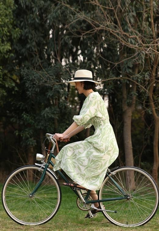 法式V领清新绿色印花丝棉灯笼袖收腰连衣裙 商品图8