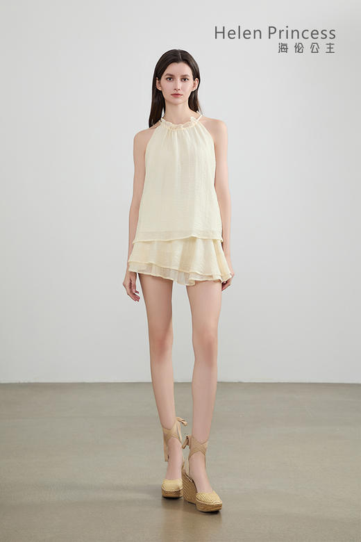 温柔风挂脖木耳边套装 商品图0