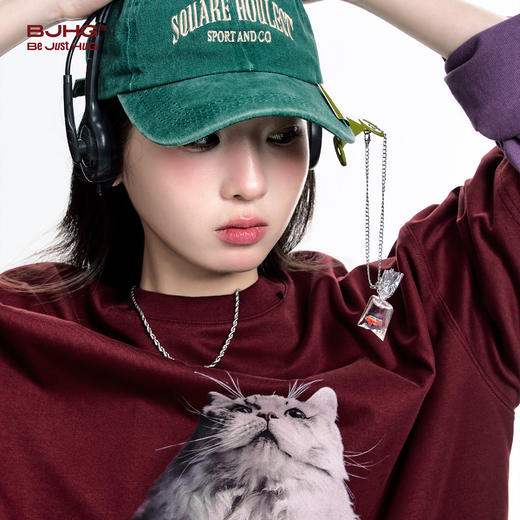 BJHG不计后果 小猫抓鱼t恤金鱼挂饰潮流趣味设计感衣服饰品装饰 商品图1