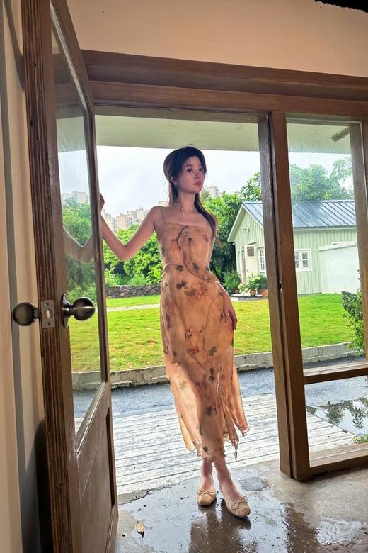 SIA SAYLOR 法式荷叶边碎花吊带连衣裙 20415 商品图6