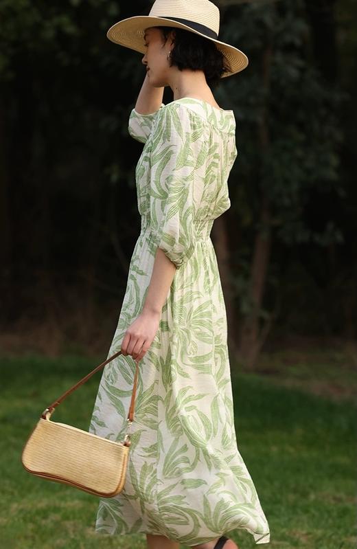 法式V领清新绿色印花丝棉灯笼袖收腰连衣裙 商品图6
