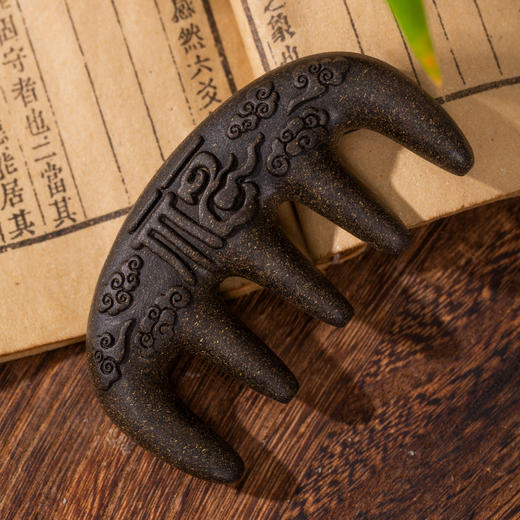 热卖！宫造 祥云纳福·何首乌香梳 按摩头皮 精美礼盒礼袋 商品图8