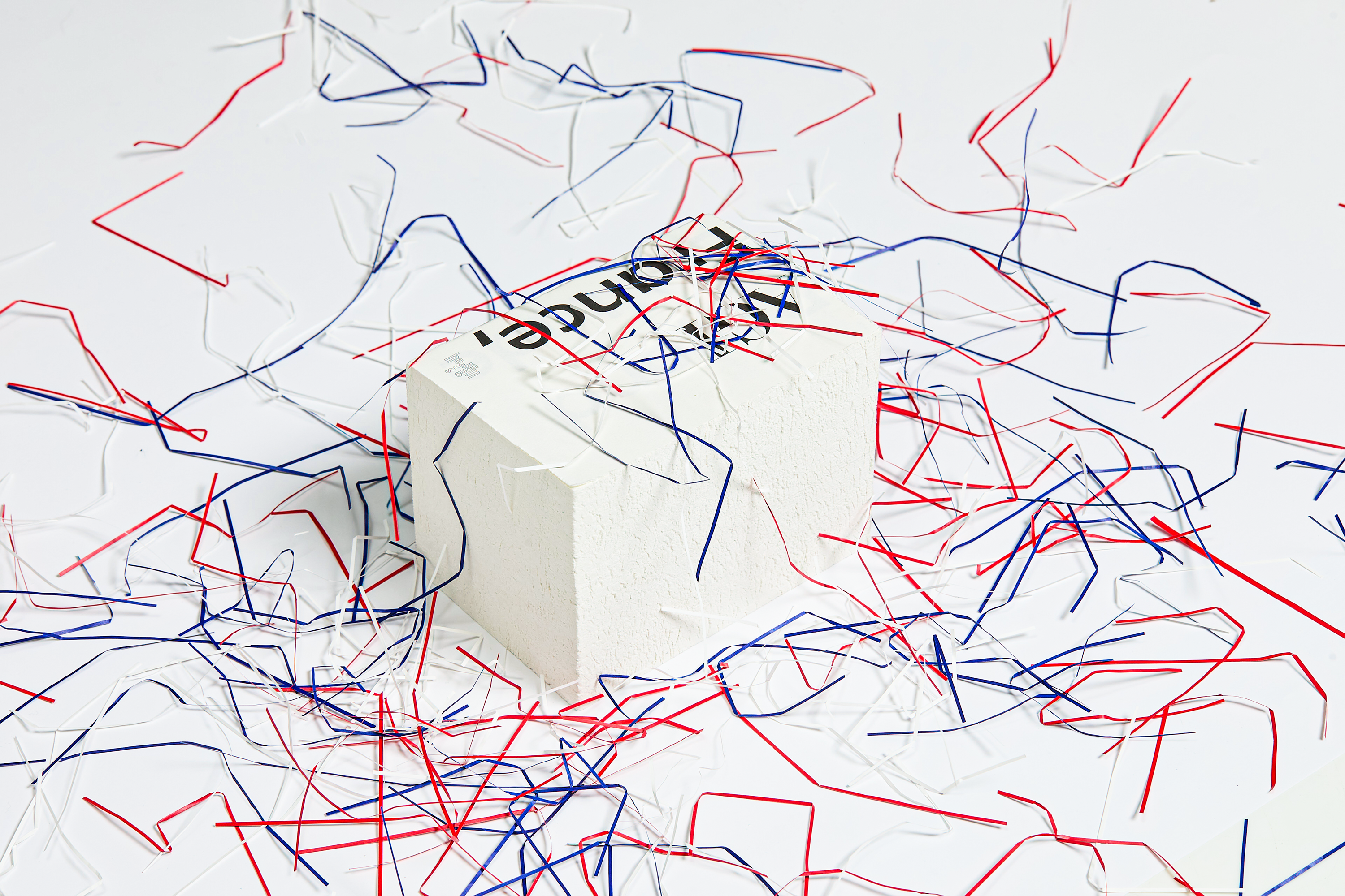 AGI France, Beyond Latitude