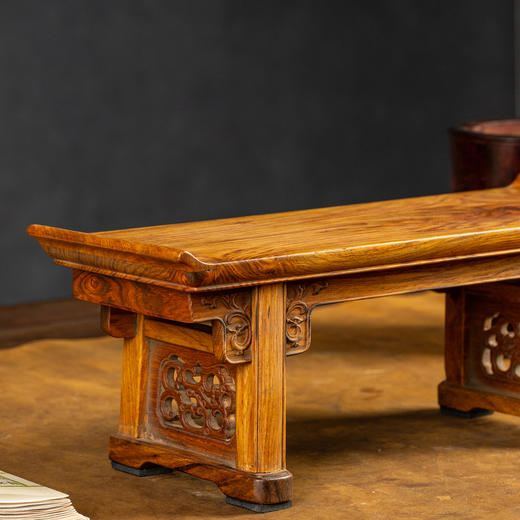 黄花梨夹头榫螭龙纹翘头案中案摆件 商品图3