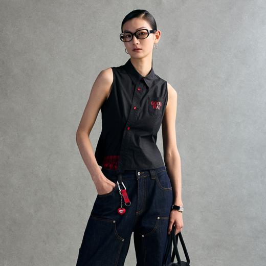 GOODBAI 粗体logo撞色印花翻领斜襟口袋衬衫背心 商品图0