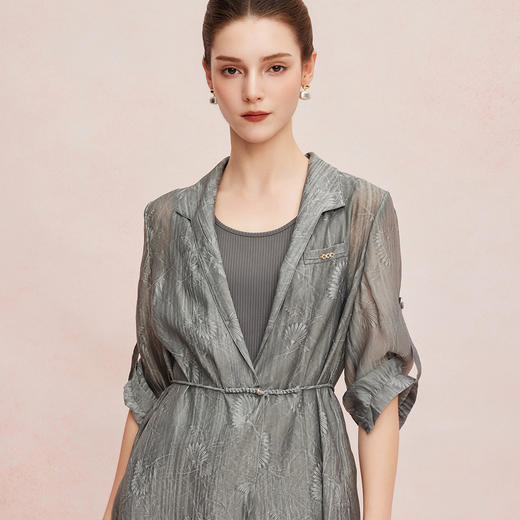 QF116斯尔丽25新款时尚气质三件套休闲宽松版外套内针织舒适套装 商品图4