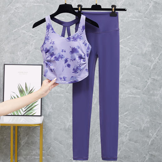 2025 Luulu new short sleeved fitness Pilates training suit top high-end three piece set 商品图0