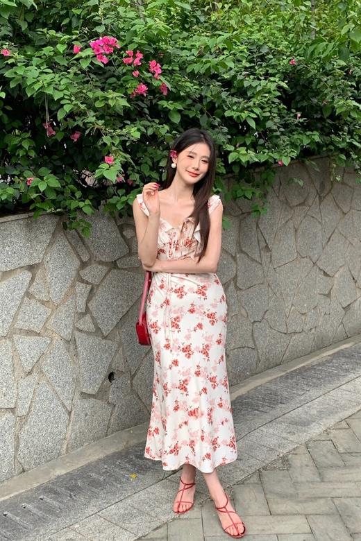 SIA SAYLOR 设计感荷叶边碎花连衣裙 20447 商品图4