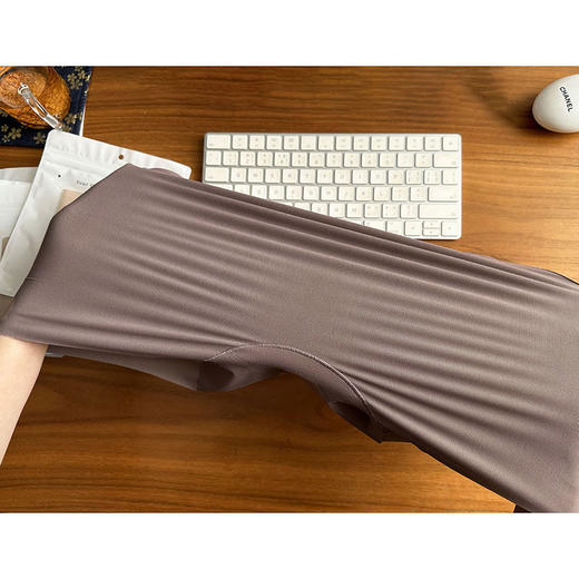 官网99！曼家一码通穿免穿内裤安全裤二合一 轻薄透气无痕隐形防走光打底裤女平角裤 商品图3