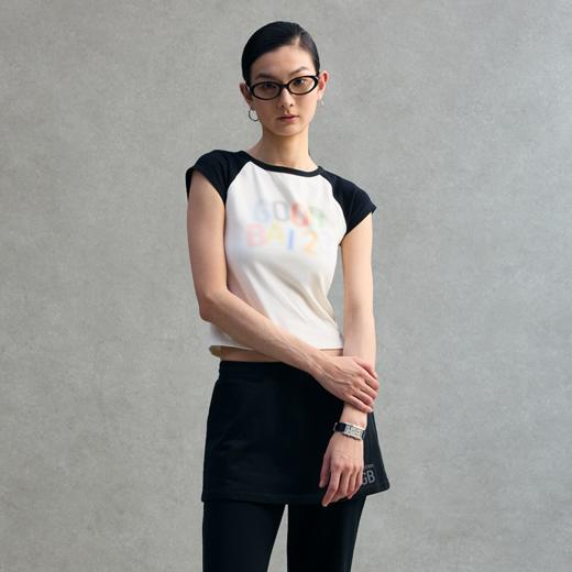 GOODBAI 23彩色模糊印花撞色插肩飞袖紧身短款T恤 商品图0