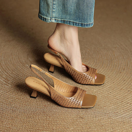 【预售5天】水洗头层牛皮！极简高跟凉鞋女新款真皮编织镂空细跟露趾凉鞋HB&0075 商品图1