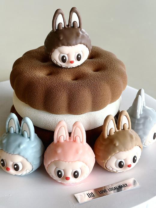 emoji拉布布家族·慕斯蛋糕 商品图1