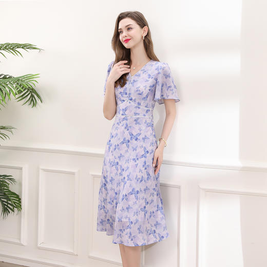 「高货deo」全新升级【铂金会员404/天猫539/差价135】(03120)洛诗琳高级感雪纺连衣裙2025夏季显瘦中长款法式连衣裙 商品图0