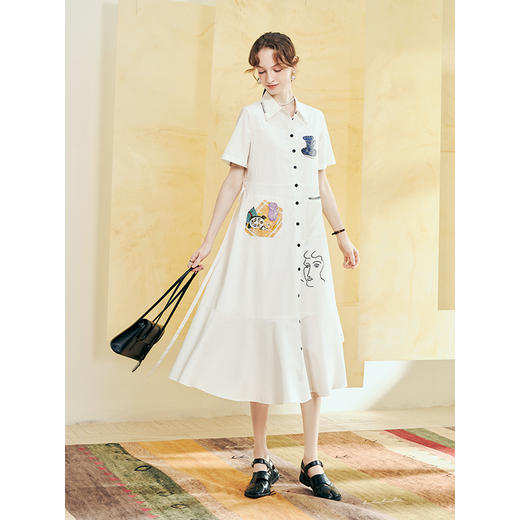 两三事 拼凑记忆 2025夏季新款法式印花绑带A字连衣裙气质长裙 商品图3