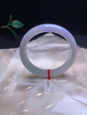 620136，57紫罗兰手镯，清新细腻，一大截粉紫底色，干净清新